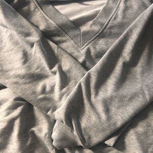 SHEIN Curve Light Gray Top